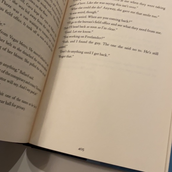 The Night Fire Hardcover Michael Connelly Book Fiction Murder Suspense - Picture 4 of 14